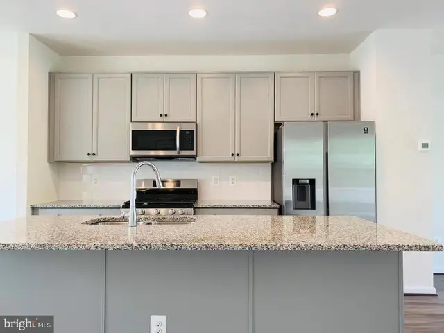 8196 Maude Ln, Manassas