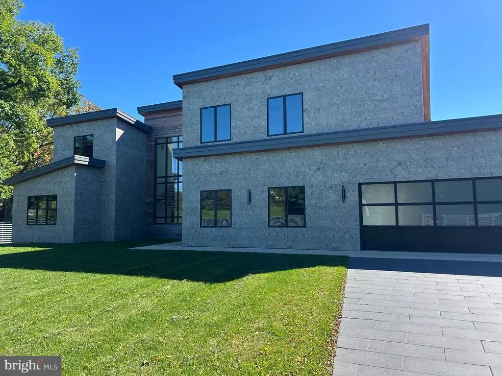 298 Paoli Pike, MALVERN