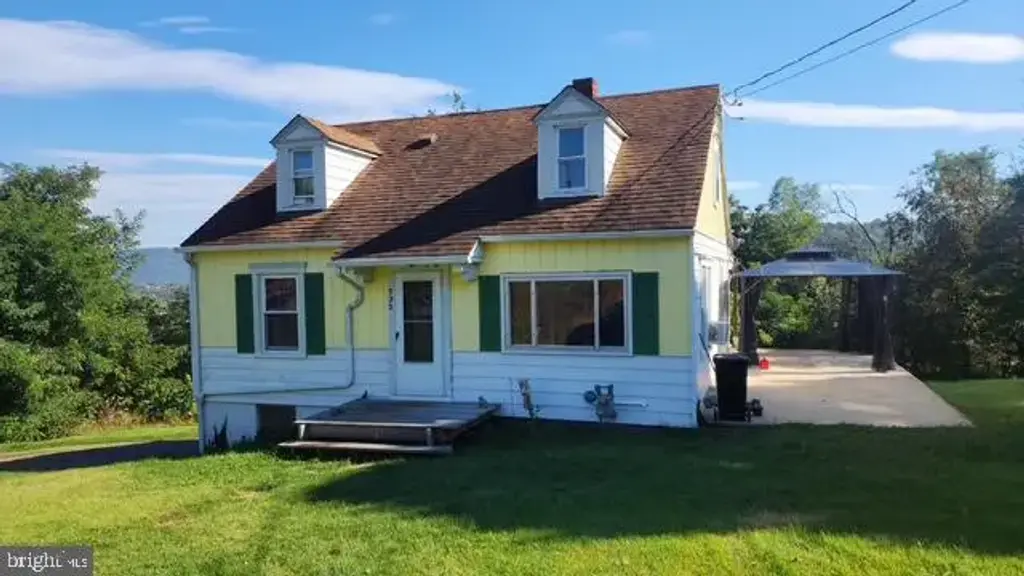 732 Hunt Ter, CUMBERLAND