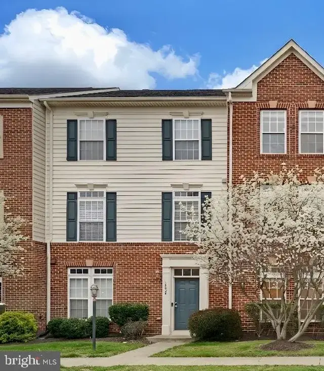 15203 Torbay Way, Woodbridge