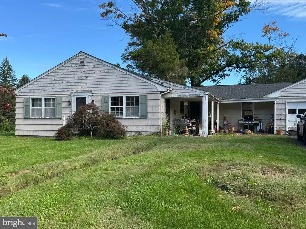4 Fabrow Dr, TITUSVILLE