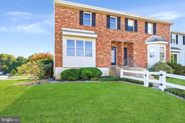168 E E. Green Valley Circle Cir, Newark