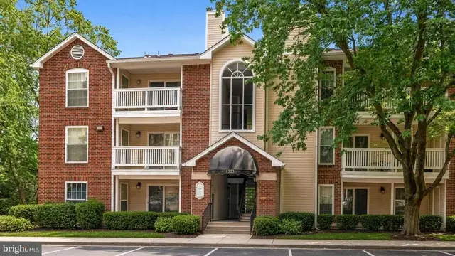 1513 Lincoln Way #301a, Mclean
