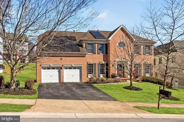 6933 Sandy Creek Ct, Clarksville