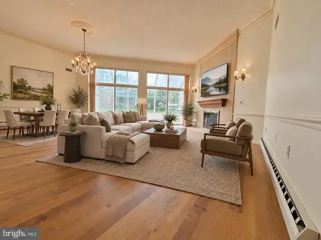 14905 Pennfield Cir #2a, Silver Spring