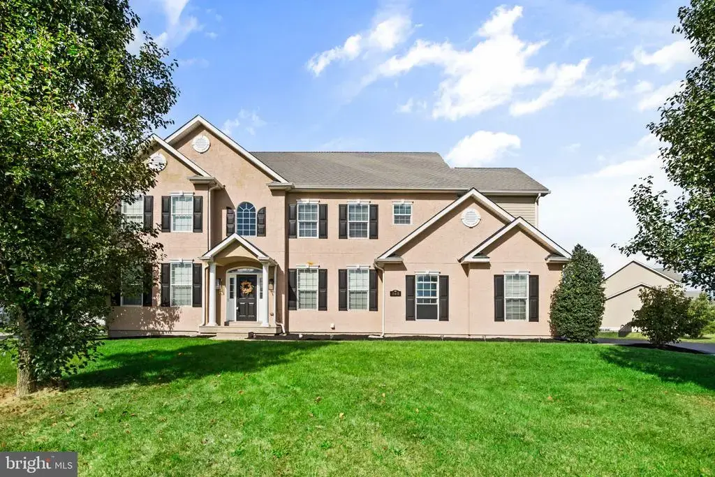100 Lilac Ln, GILBERTSVILLE