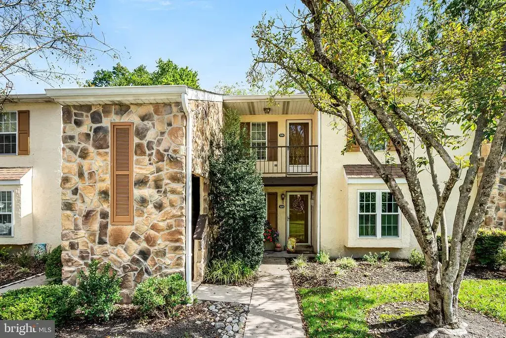 306 Valley Stream Ln #306, CHESTERBROOK