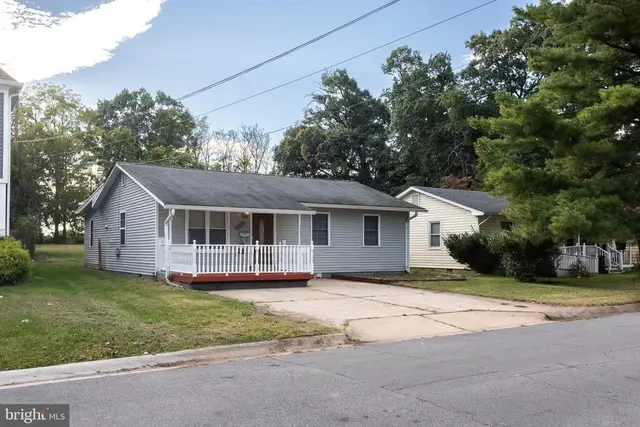 912 N Stonestreet Ave, Rockville