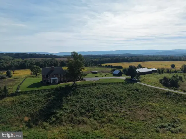 943 Parshall Rd, Berryville
