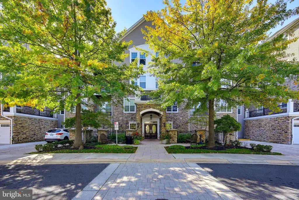 7301 Travertine Dr #401, BALTIMORE