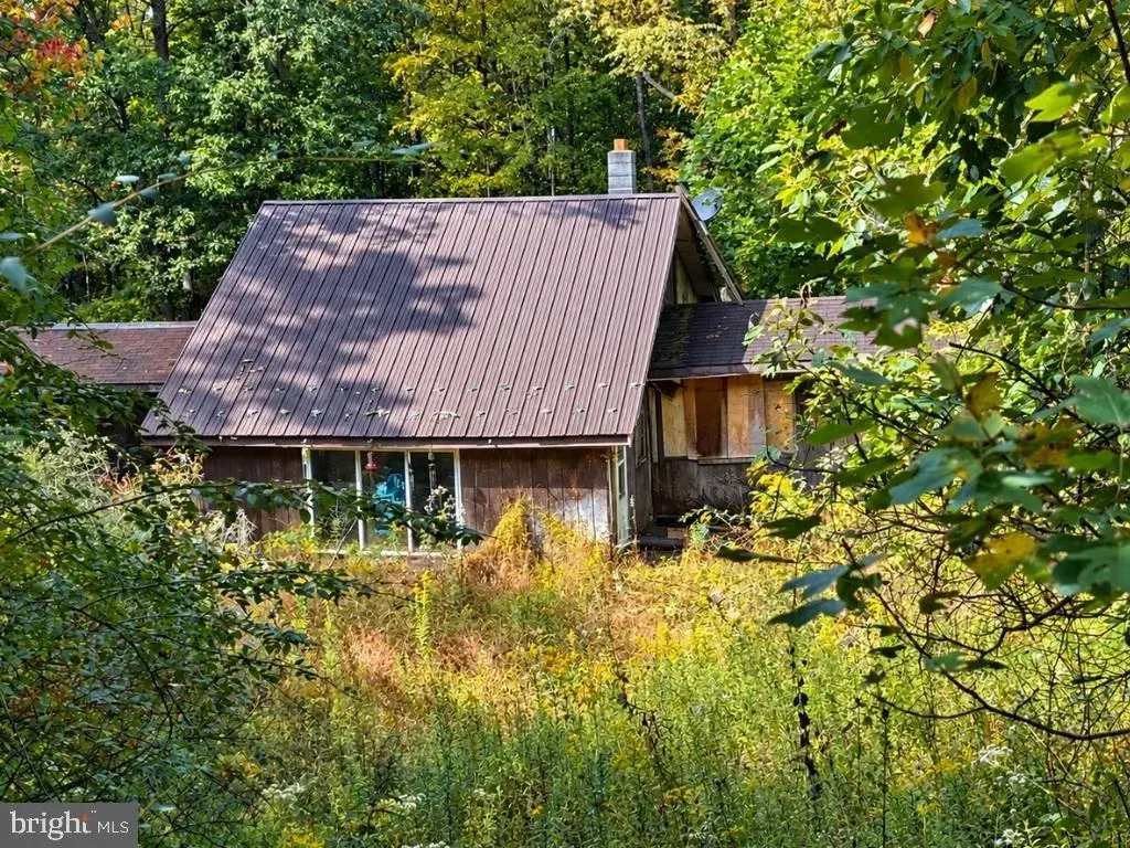 760 Pine Hill Rd, DUNCANNON