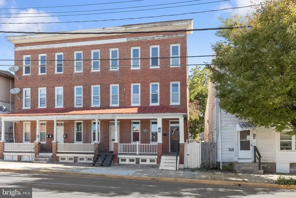 98 W Main St, WESTMINSTER