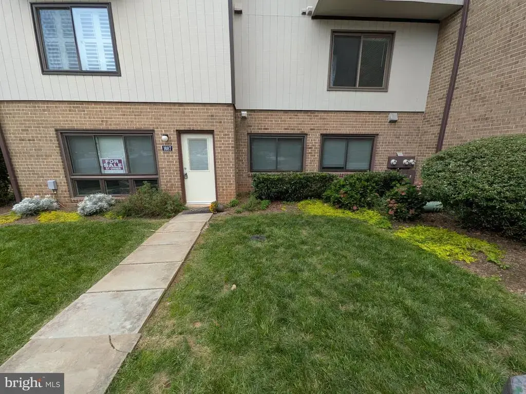 1687 Westwind Way #183, MCLEAN