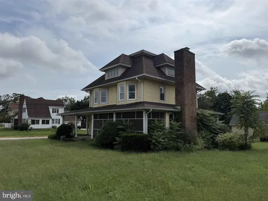 19 Catawba Ave, NEWFIELD