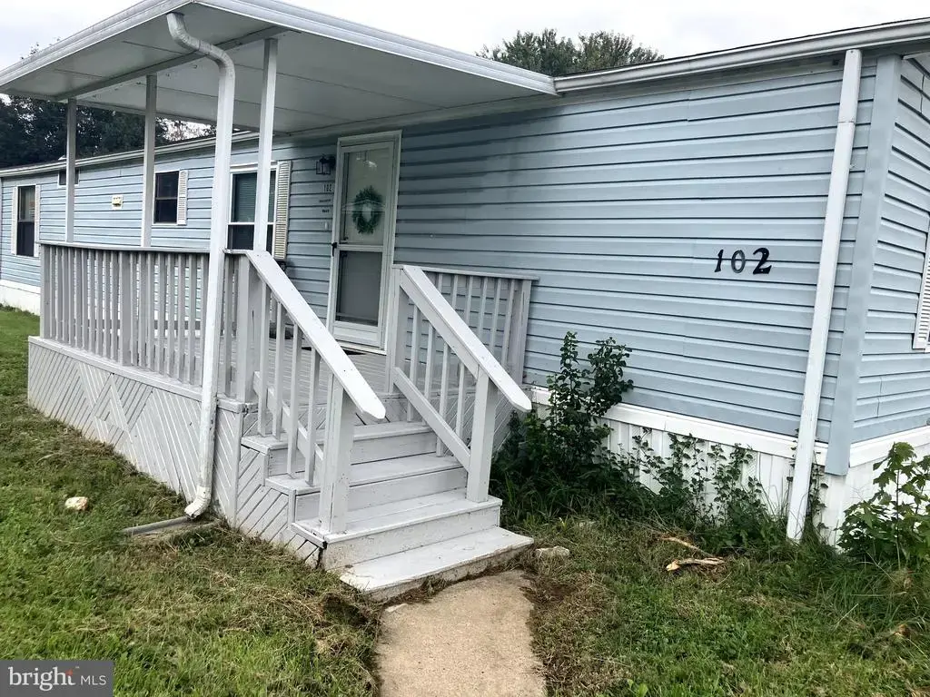 102 Greyfield Dr, LANCASTER