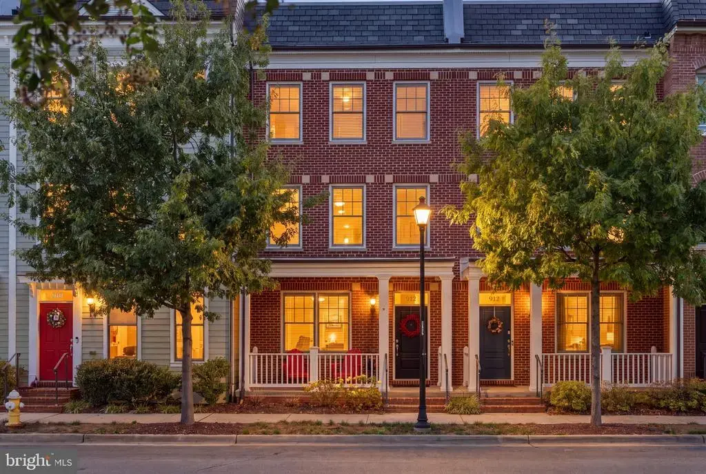 912 N Alfred St, ALEXANDRIA