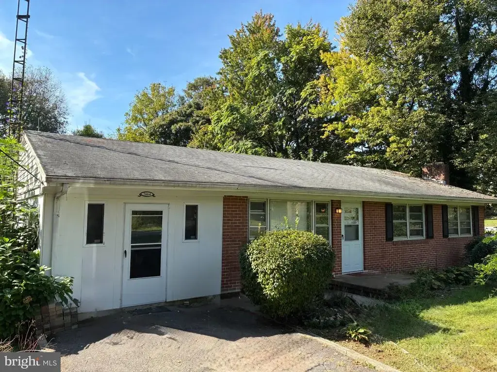 7464 Martinsburg Pike, SHEPHERDSTOWN