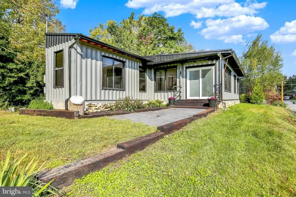 100 Logan Ave, READING