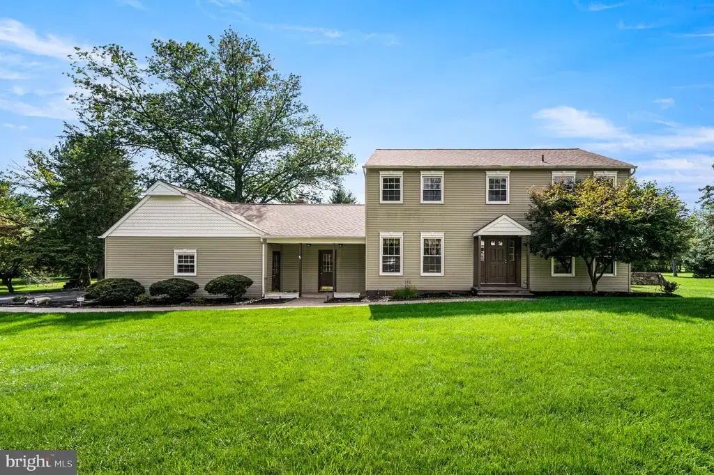 113 Glenwood Dr, WASHINGTON CROSSING