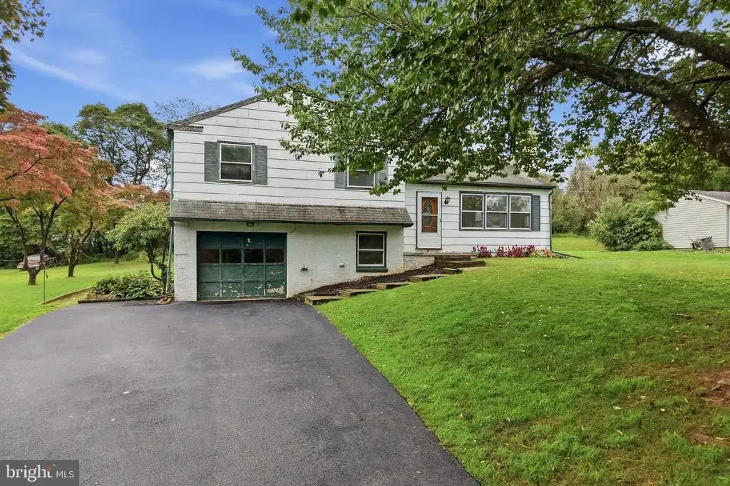 124 Highland Dr, COATESVILLE