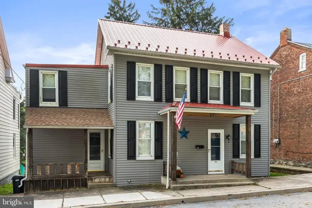 229 Chestnut St, WRIGHTSVILLE