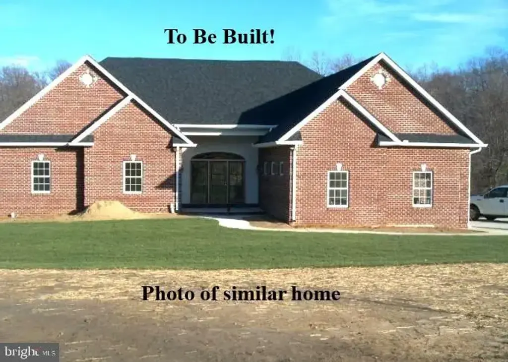 961 Alameda Dr, HUNTINGTOWN