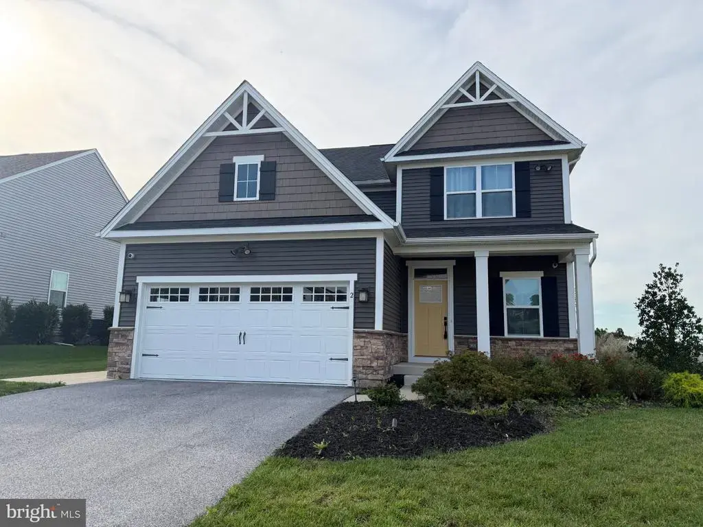 2 Lady Harrington Dr, YORK