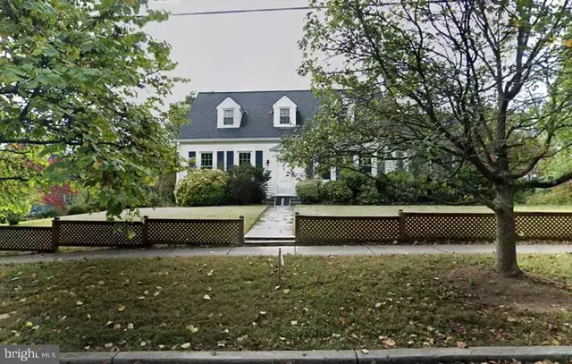 8606 Jefferson St, Bethesda