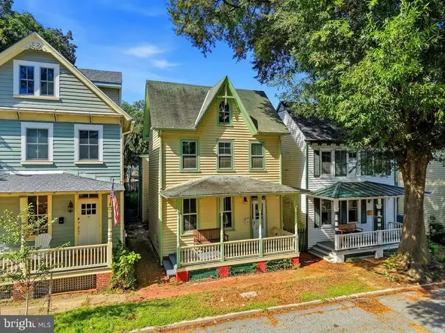 206 N Mill St, Chestertown