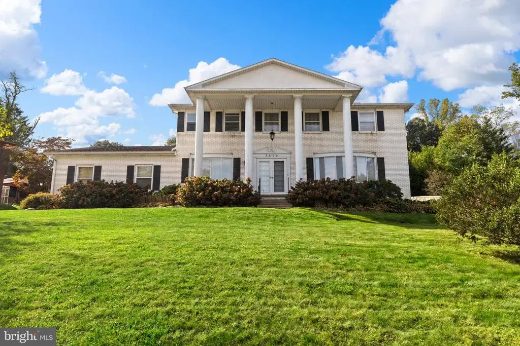 3620 Cayuga Ln, YORK
