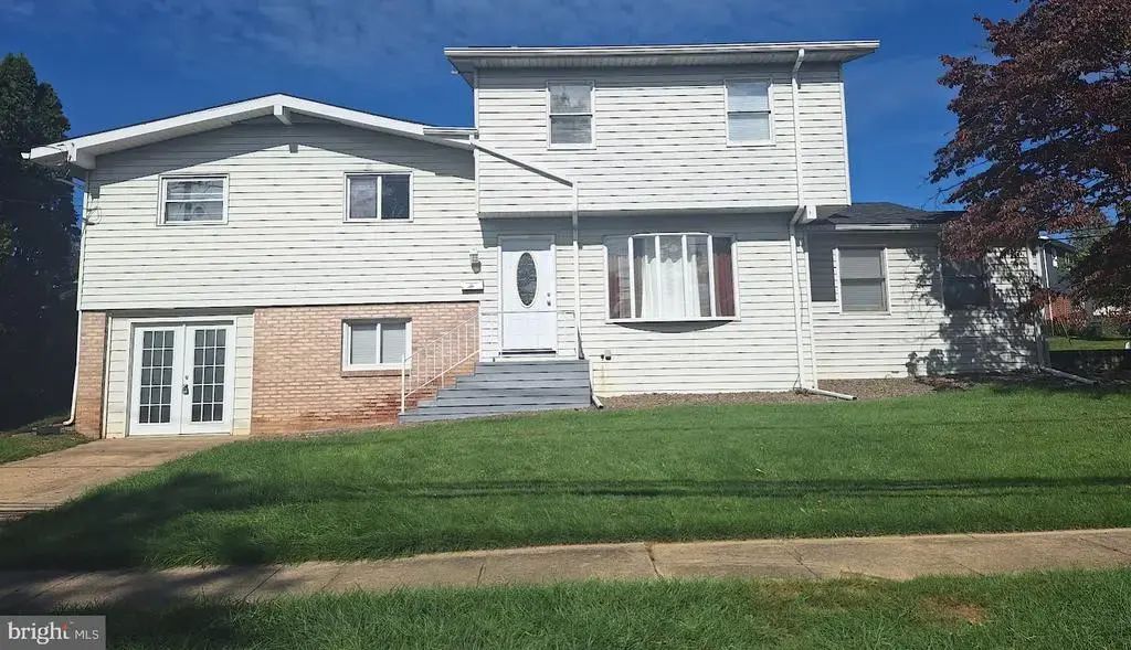 4601 Chestnut Ave, CAMP HILL