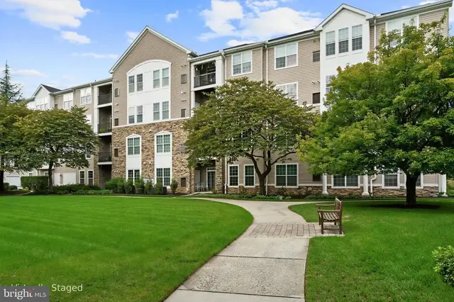 7201 Travertine Dr #201, Baltimore