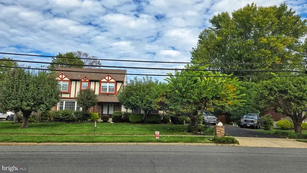 3256 Klockner Rd, HAMILTON