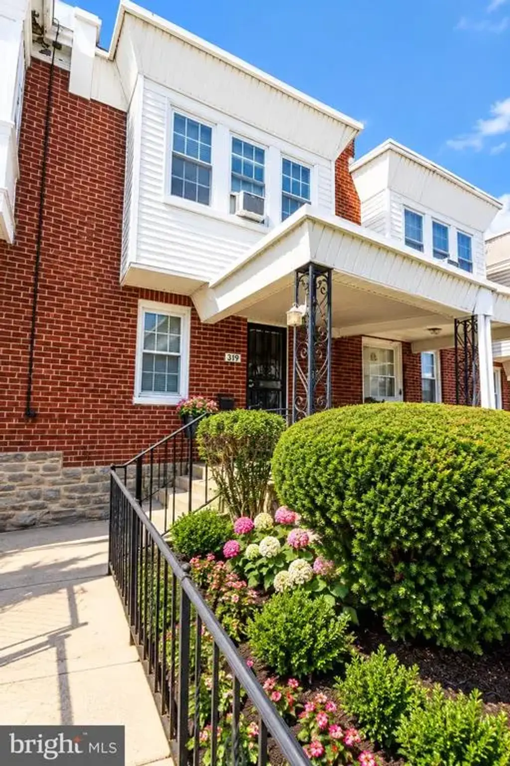 319 W Milne St, PHILADELPHIA