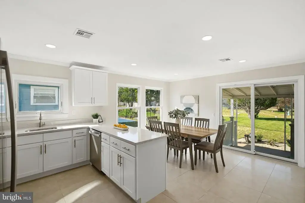 205 Bonaire Dr, TOMS RIVER