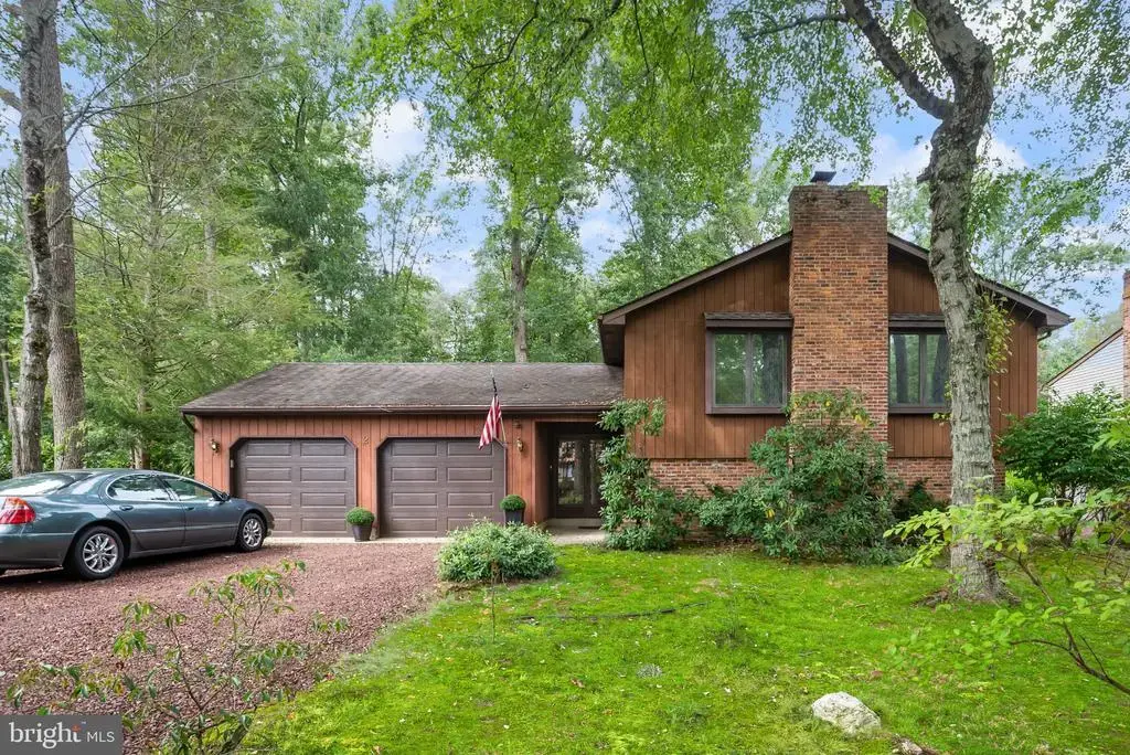 2 Chelsea Ct, MARLTON