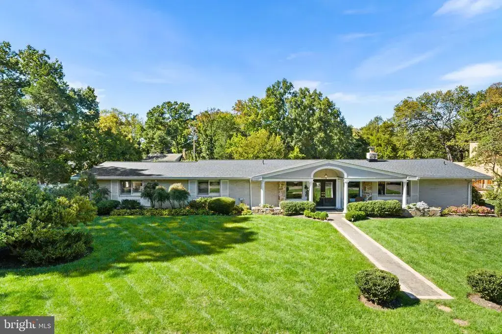 7910 W Boulevard Dr, ALEXANDRIA