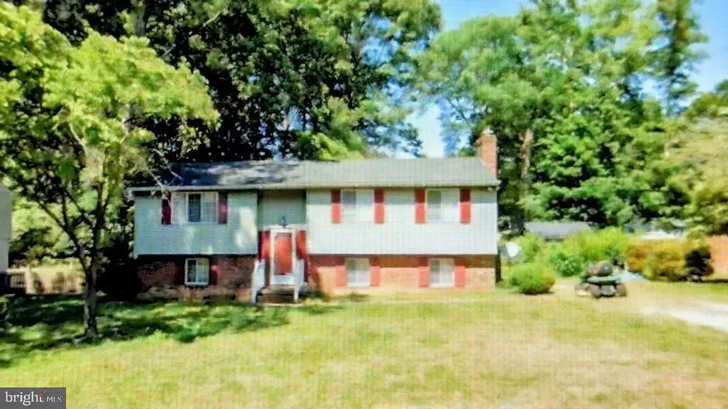 9636 Della Dr, HENRICO