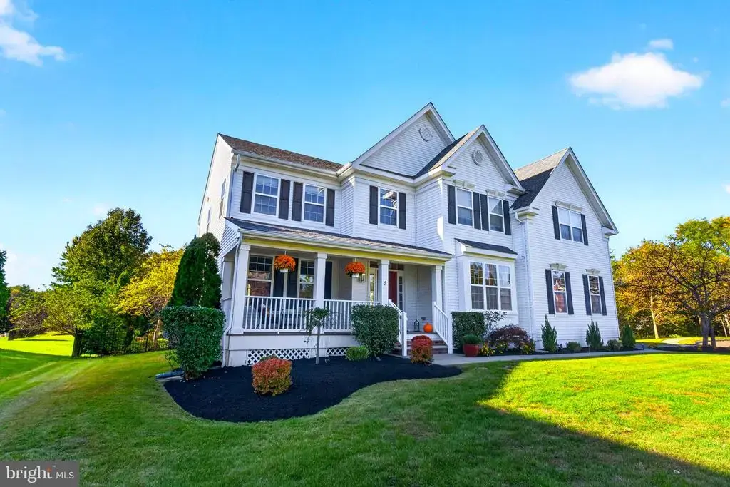 5 Cranbury Hill Ct, MOUNT LAUREL