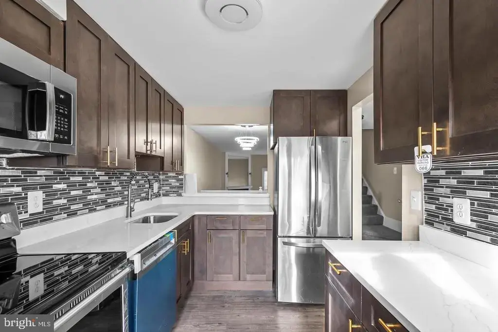 6185 Little Valley Way, ALEXANDRIA