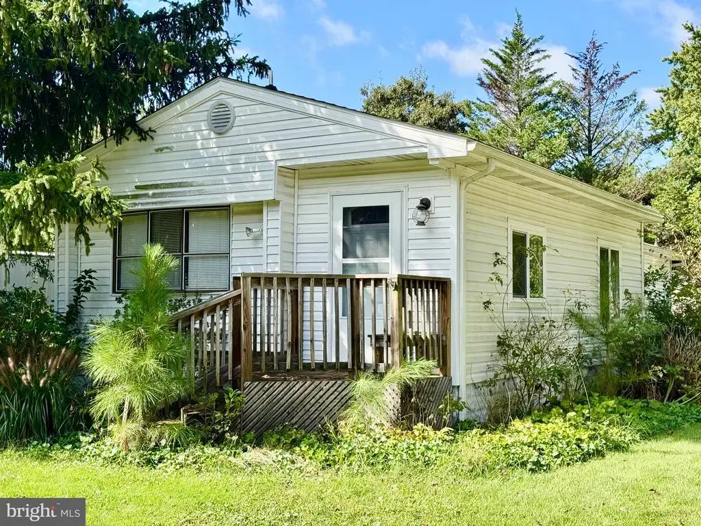 17240 Water View Dr, LEWES