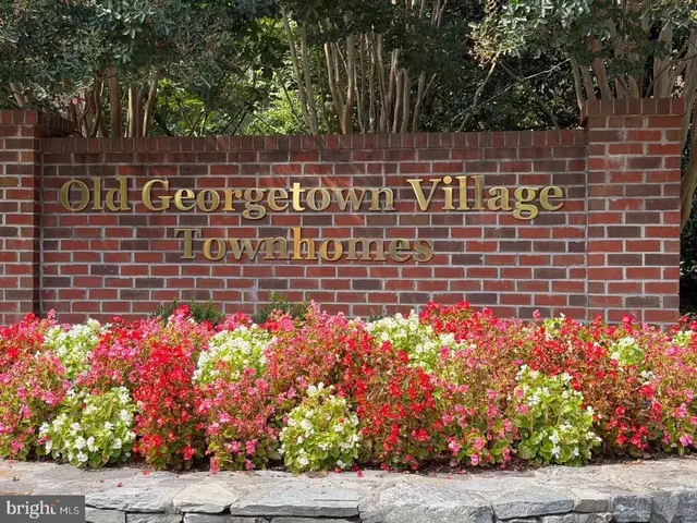11419 Commonwealth Dr. #302, Rockville