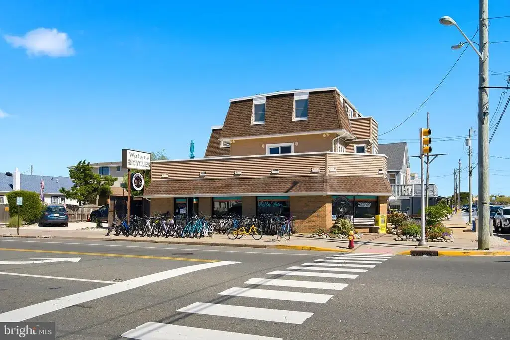 418 Long Beach Blvd., SHIP BOTTOM