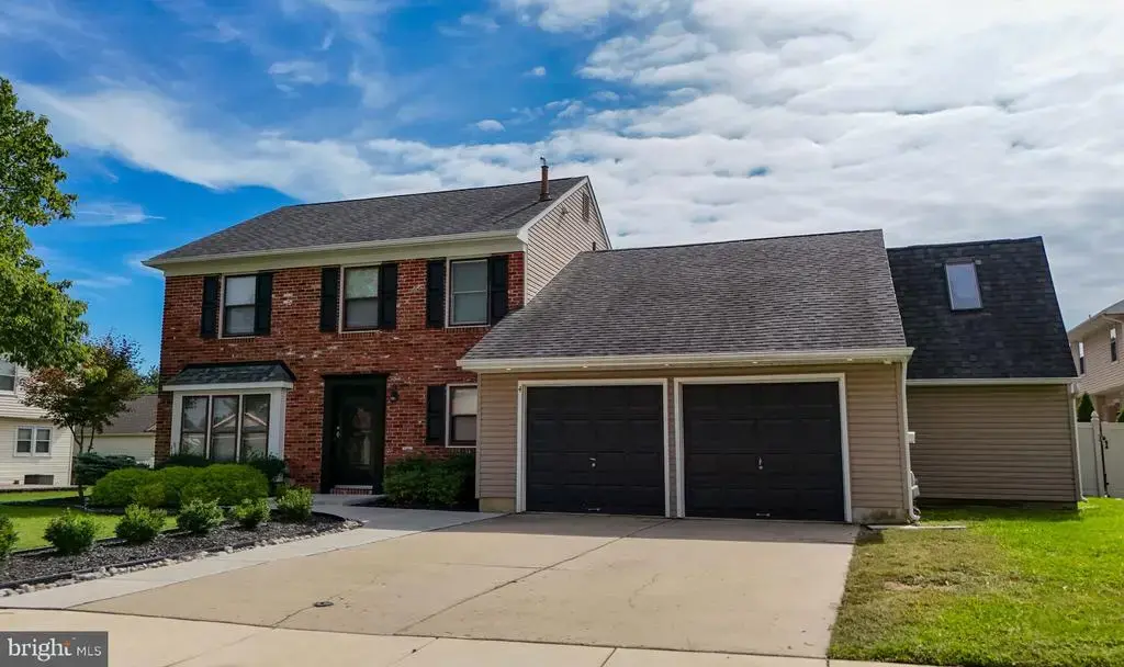 4 Olympic Dr, VOORHEES