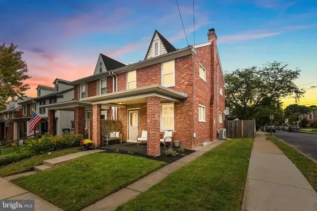 327 N Reservoir St, Lancaster