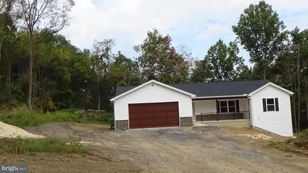 65 Eagle Ln, NEW BLOOMFIELD