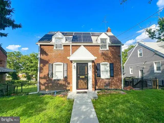 1106 45th Pl Se, Washington