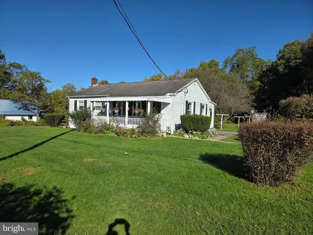 590 E Sycamore Rd E, SNOW SHOE