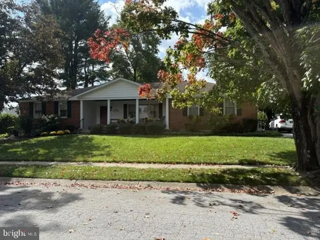 2404 Newton Rd, WILMINGTON