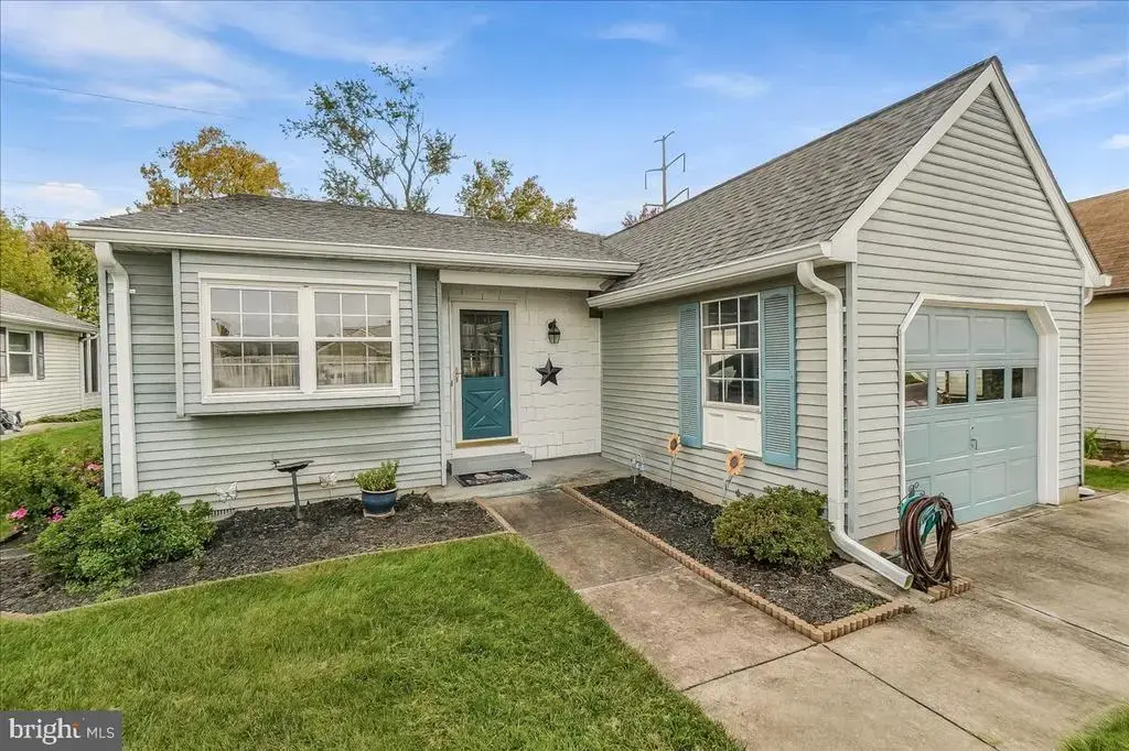 7071 Catalpa Rd, FREDERICK